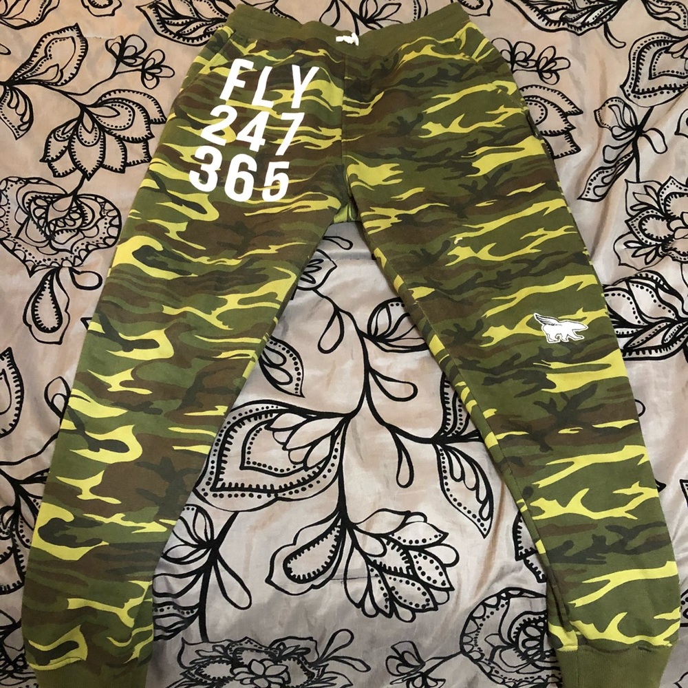 Green Cano sweat pants